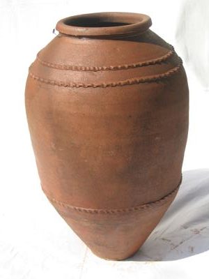 giara antica slanciata ripulita